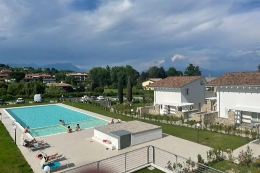 Casa Gardalido Mit Garten Und Pool Padenghe sul Garda Italien